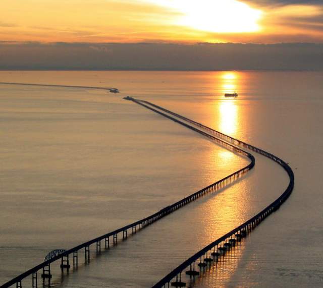 Chesapeake_Bay_Bridge_Tunnel_Virginia_EE. UU_Protecnium